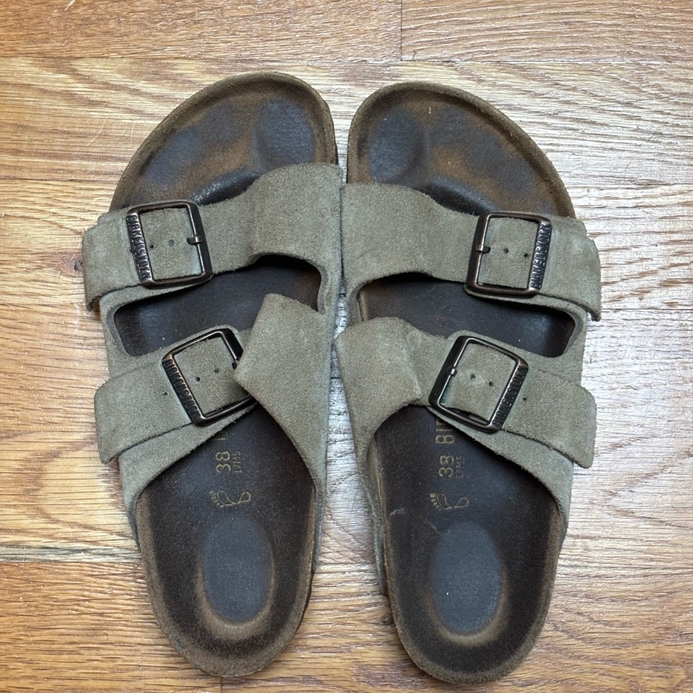 Women’s Birkenstock Arizona size 38 sandals